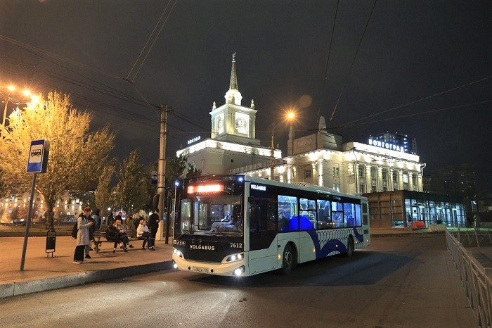 Первые автобусы на сжиженном природном газе вышли на муниципальные маршруты в Волгограде.